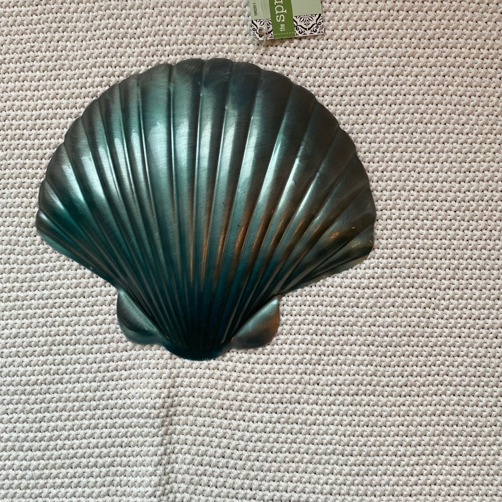 The Spring Shop Teal Shell Accent - Picture 9 of 12